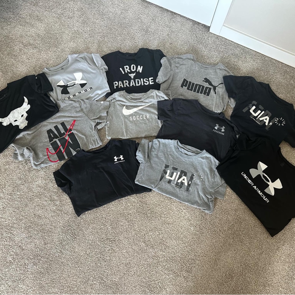 Under Armour Black and Gray Athletic Shirts